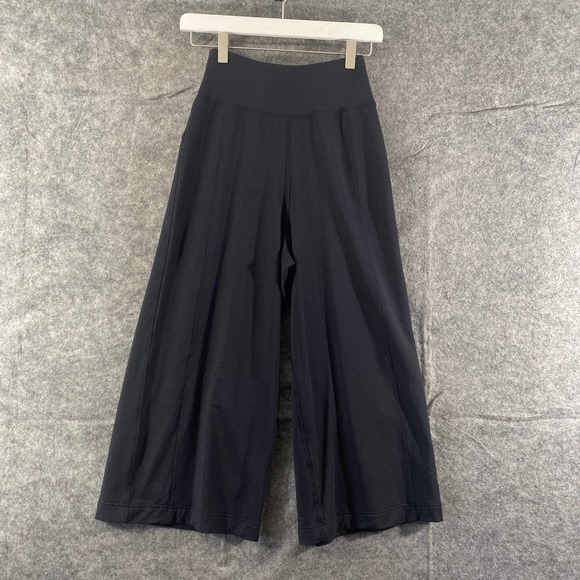 Lululemon Pants 2 Black High Rise Wide Leg Cropped Capri Athletic - Picture 2 of 9